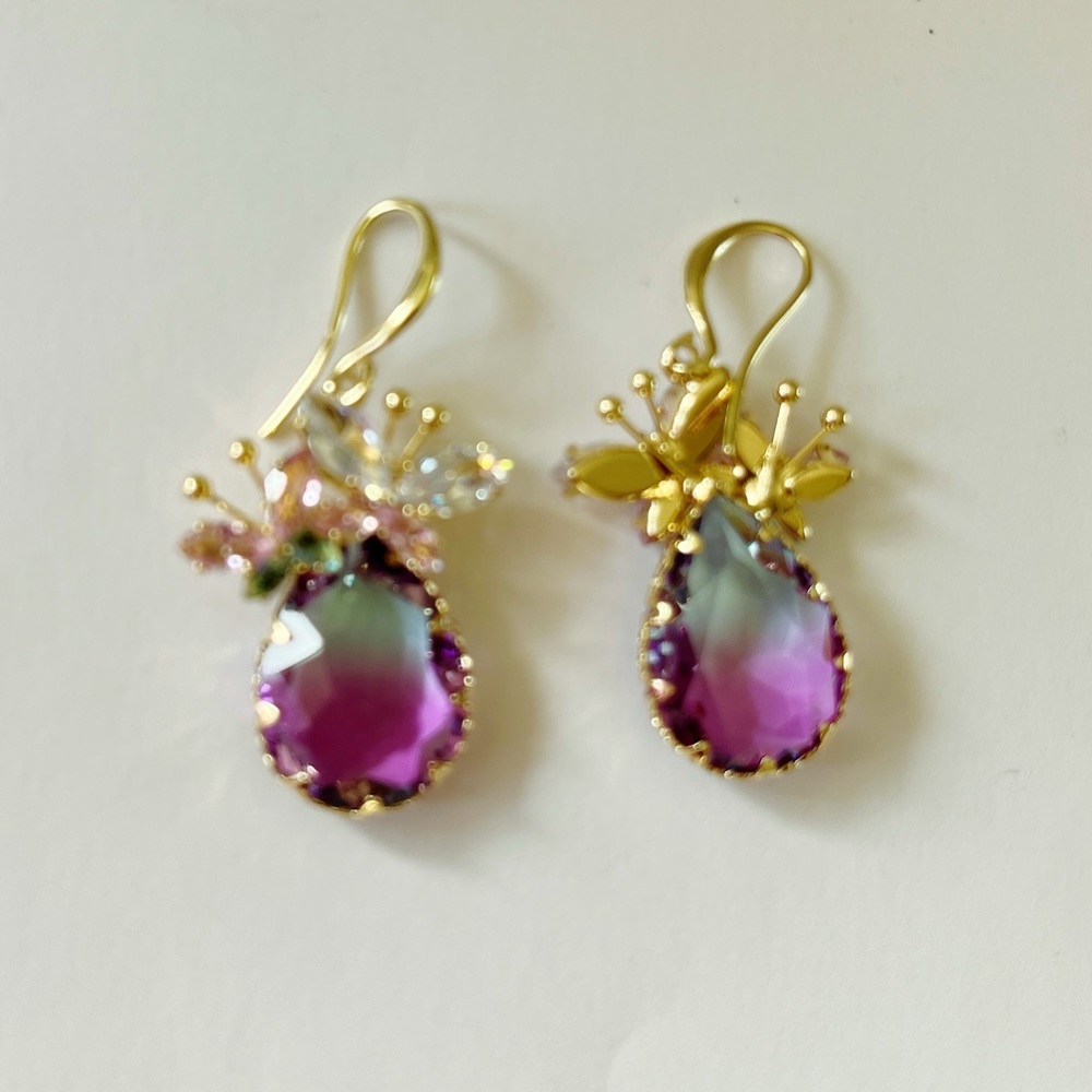💲⬇️ 2-Tone Blue Purple Ombre Zircon Butterfly Drop Dangle Earrings NWT - Picture 10 of 13